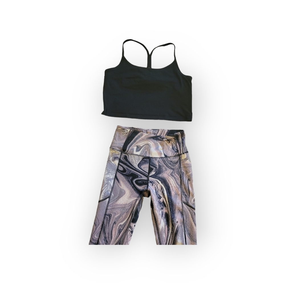 Victoria’s Secret Workout Set  leggings & sports top Preowned Excellent